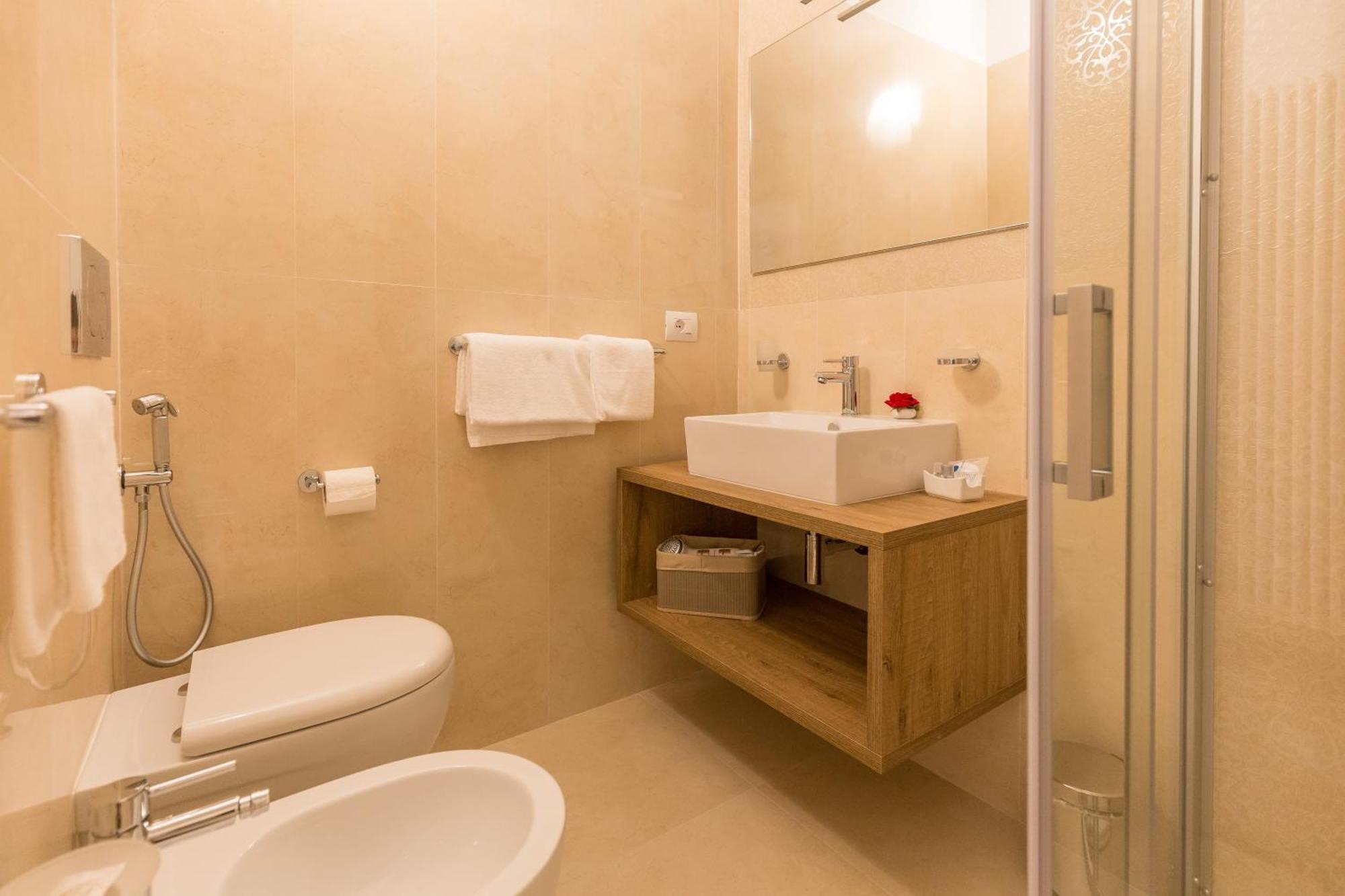 Villa Cavour コマッキオ 部屋 写真