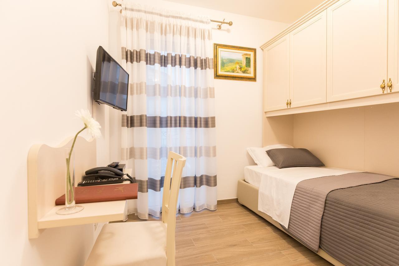 Villa Cavour コマッキオ 部屋 写真