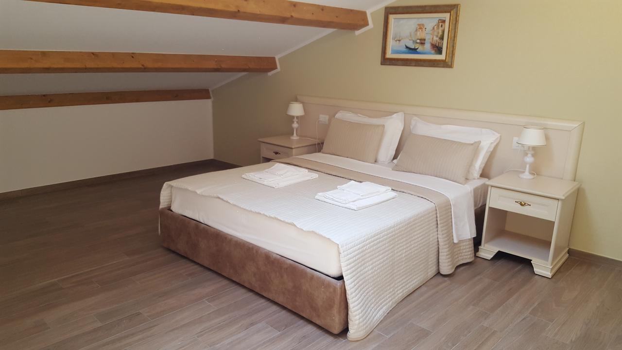 Villa Cavour コマッキオ 部屋 写真